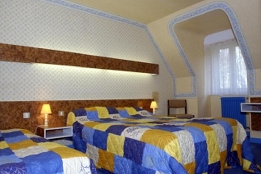 Отель La Ferme Du Relais Bigouden Plomeur Экстерьер фото