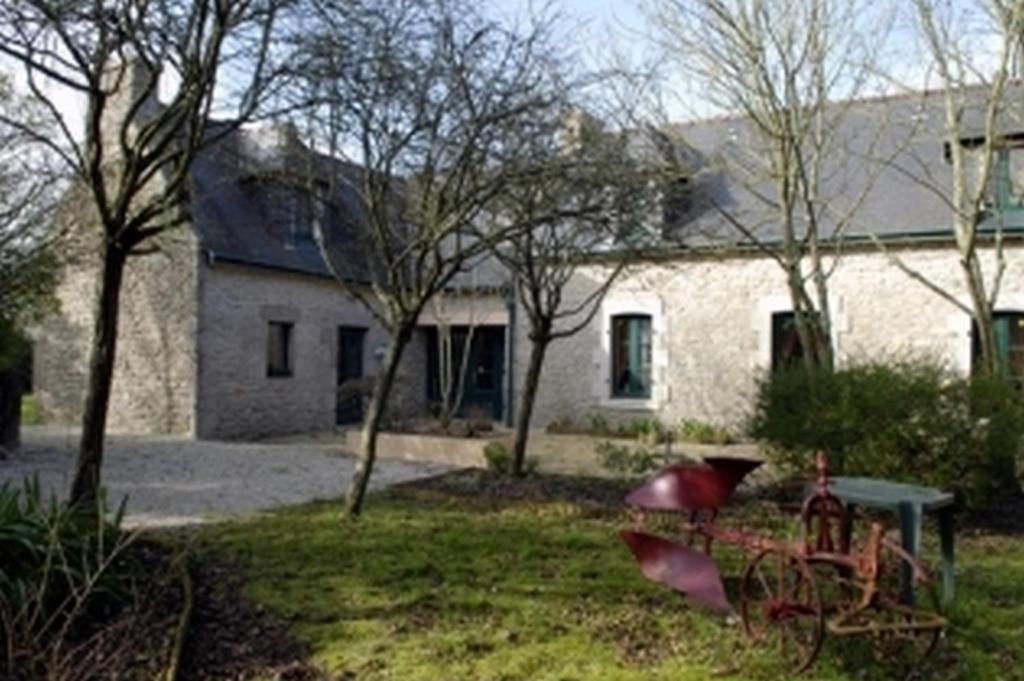 Отель La Ferme Du Relais Bigouden Plomeur Экстерьер фото